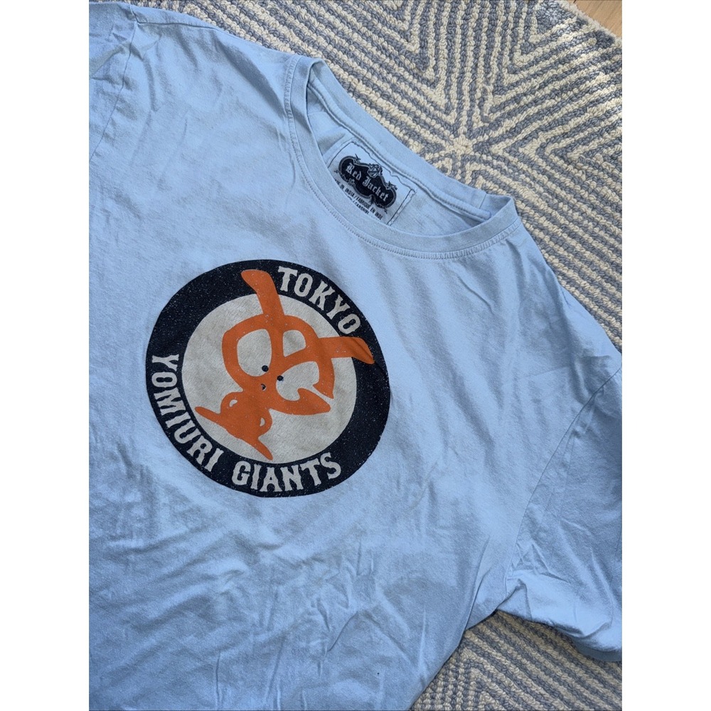 Red Jacket Tokyo Yomiuri‎ Giants T-Shirt - Blue - Large